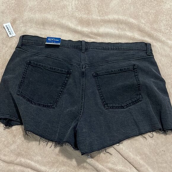 NWT- Old Navy- 22 & 28+. Sky-Hi A-Line Denim Short - Picture 5 of 12